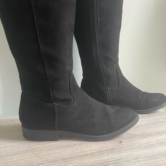 Sugar Tall Black Boots - Picture 2 of 7